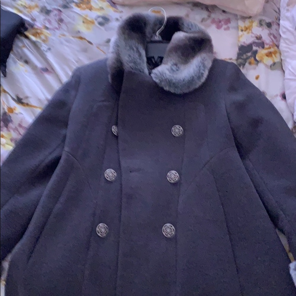 Coat - Picture 1 of 6